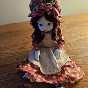 Vintage Doll With Porcelain Face, Hands Abd Braided Hair 8"